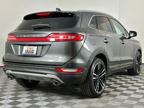 Magnetic Gray Metallic 2018 Lincoln MKC Reserve