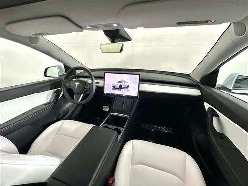 2024 Tesla Model Y Performance Dual Motor All-Wheel Drive