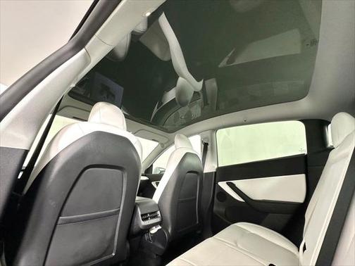 2024 Tesla Model Y Performance Dual Motor All-Wheel Drive