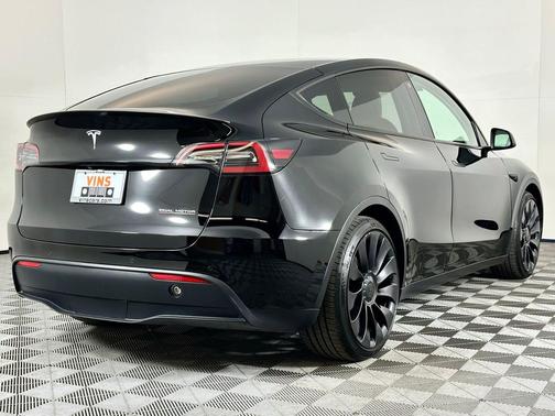2022 Tesla Model Y Performance Dual Motor All-Wheel Drive