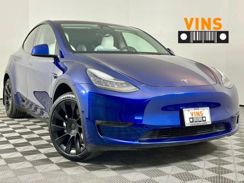 2023 Tesla Model Y Long Range Dual Motor All-Wheel Drive