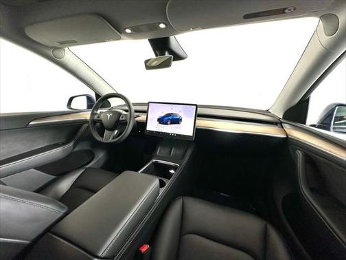 2024 Tesla Model Y Long Range Dual Motor All-Wheel Drive