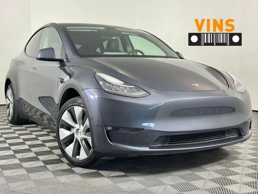 2023 Tesla Model Y Long Range Dual Motor All-Wheel Drive
