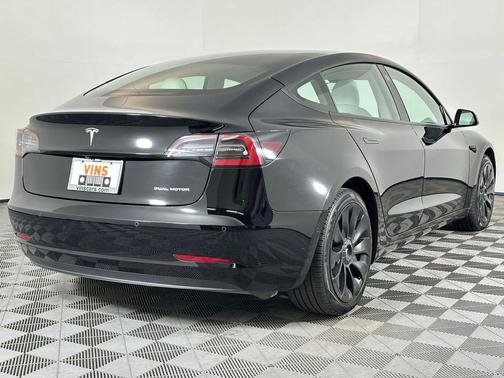 2022 Tesla Model 3 Long Range