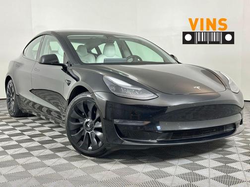 2022 Tesla Model 3 Long Range