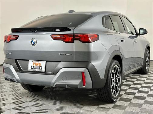 2025 BMW X2 xDrive28i