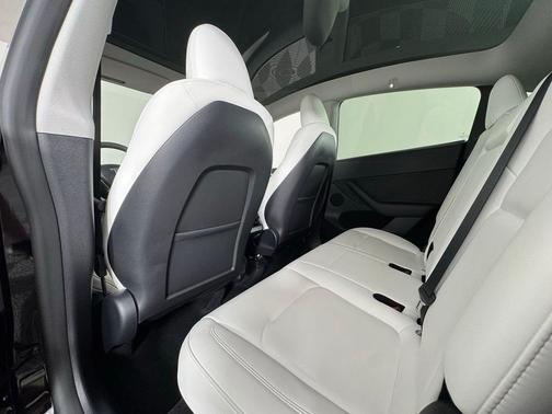 2024 Tesla Model Y Standard Range