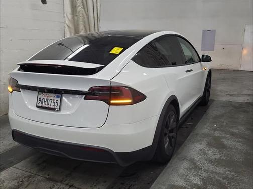 2023 Tesla Model X Standard Range