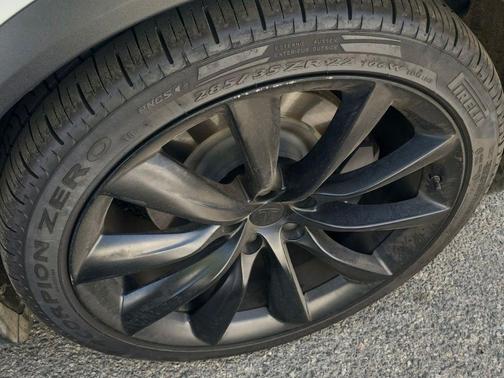 2021 Tesla Model X Long Range Dual Motor All-Wheel Drive