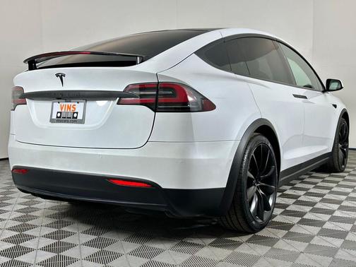2021 Tesla Model X Long Range Plus Dual Motor All-Wheel Drive