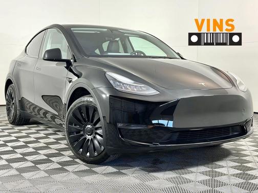 2023 Tesla Model Y Long Range Dual Motor All-Wheel Drive