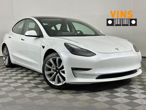 2022 Tesla Model 3 Long Range