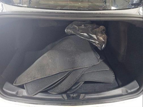 Pearl White Multi-Coat 2019 Tesla Model 3 Long Range