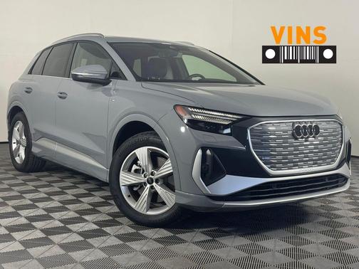 2024 Audi Q4 e-tron Prestige 55 quattro