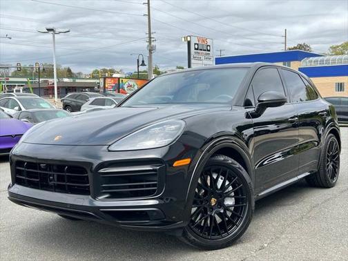 2021 Porsche Cayenne GTS