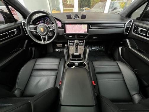 2021 Porsche Cayenne GTS