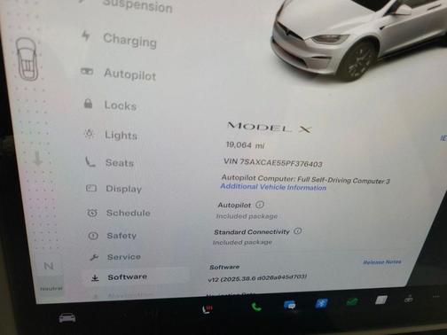 2023 Tesla Model X Standard Range