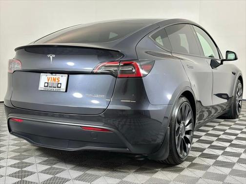 2024 Tesla Model Y Performance Dual Motor All-Wheel Drive