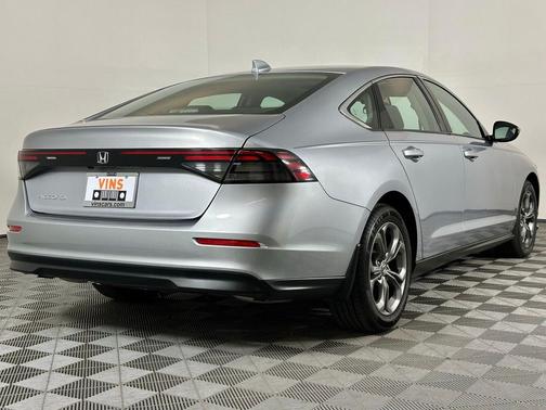 Lunar Silver Metallic 2023 Honda Accord EX