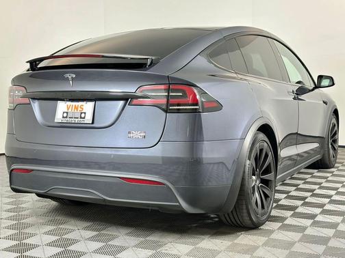 2022 Tesla Model X Plaid Tri Motor All-Wheel Drive