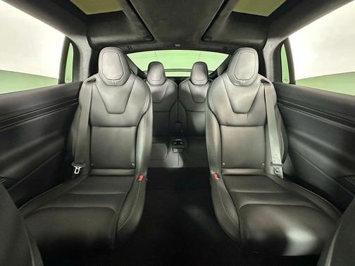 2022 Tesla Model X Plaid Tri Motor All-Wheel Drive