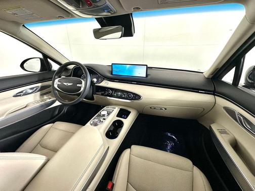 2022 Genesis GV70 2.5T AWD