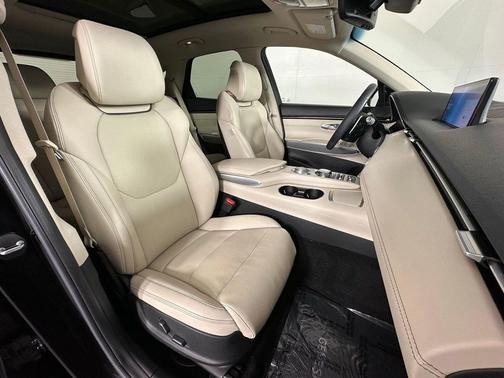 2022 Genesis GV70 2.5T AWD