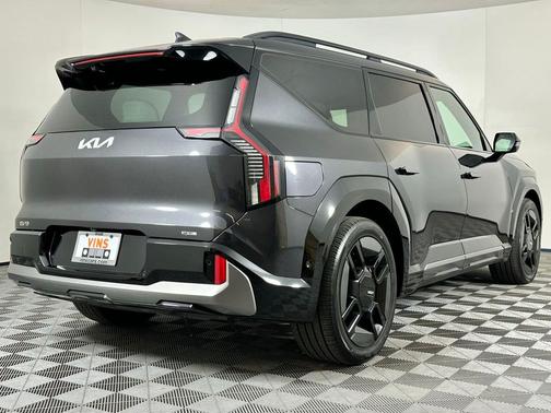 2024 Kia EV9 GT-Line