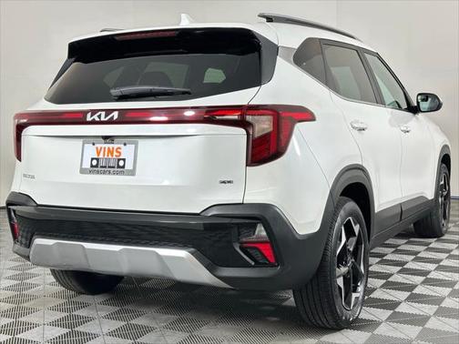 2024 Kia Seltos EX
