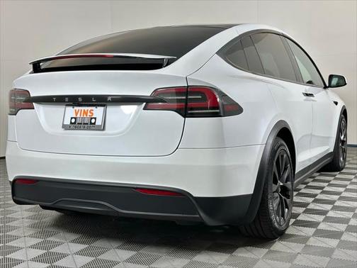 2023 Tesla Model X Standard Range