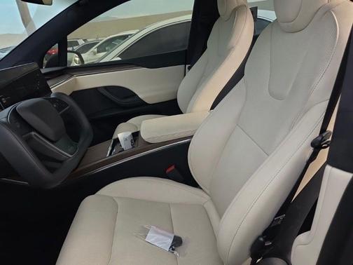 2022 Tesla Model X Dual Motor All-Wheel Drive