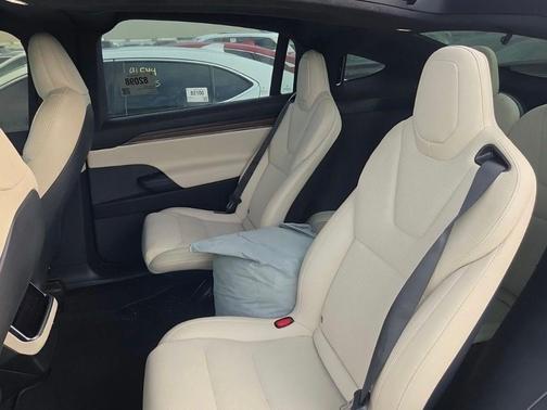 2022 Tesla Model X Dual Motor All-Wheel Drive