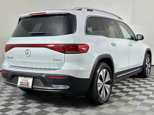 2023 Mercedes-Benz EQB 300 4MATIC