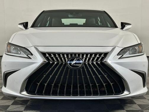 Eminent White Pearl 2022 Lexus ES 350 Base