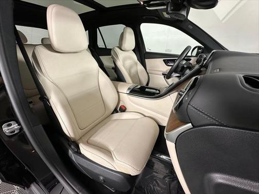 2023 Mercedes-Benz GLC 300 4MATIC