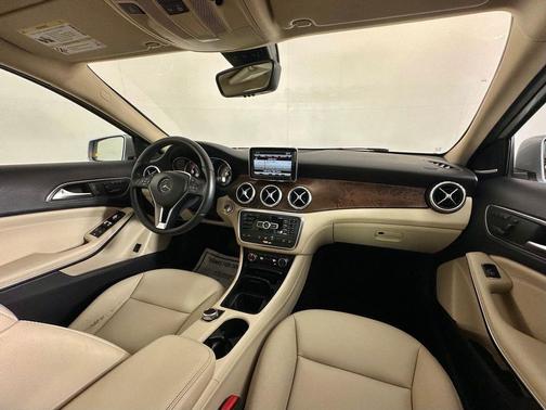 Polar Silver Metallic 2015 Mercedes-Benz GLA-Class 4MATIC