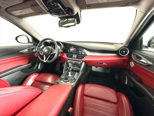 2019 Alfa Romeo Giulia Ti Sport