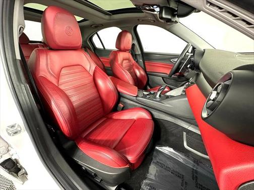 2019 Alfa Romeo Giulia Ti Sport