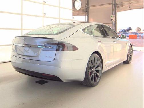 2016 Tesla Model S P100D