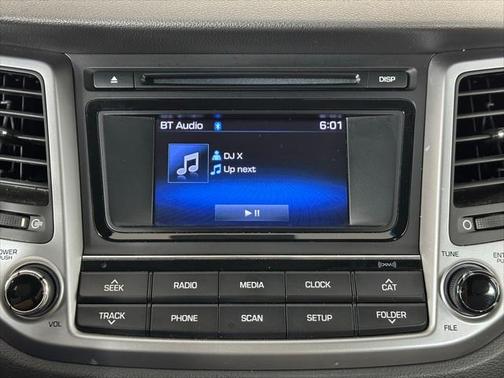 2017 Hyundai TUCSON SE