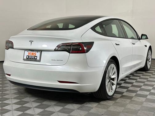 2021 Tesla Model 3 Long Range