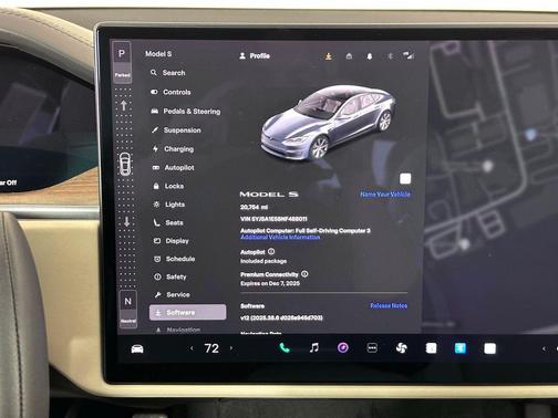 2022 Tesla Model S Base