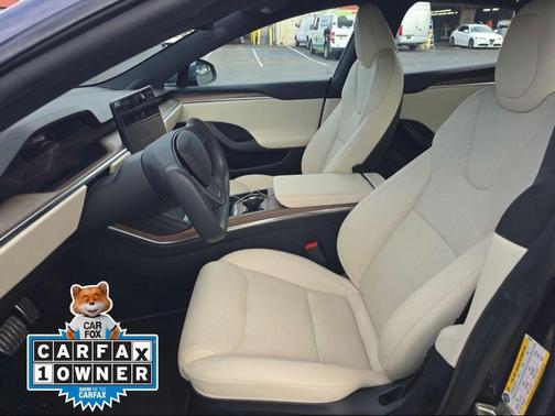 2022 Tesla Model S Base