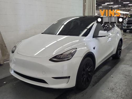 2022 Tesla Model Y Long Range Dual Motor All-Wheel Drive