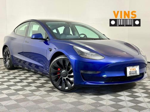 Deep Blue Metallic 2023 Tesla Model 3 Performance