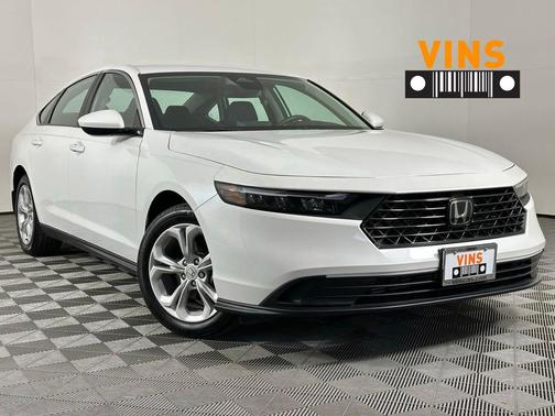2025 Honda Accord LX 1.5T