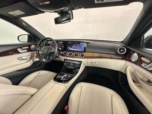 Black 2018 Mercedes-Benz E-Class 4MATIC