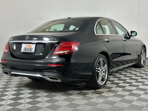 Black 2018 Mercedes-Benz E-Class 4MATIC