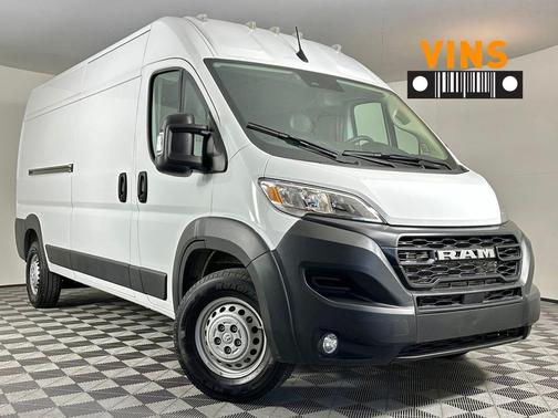 Bright White Clearcoat 2026 RAM ProMaster 2500 Tradesman
