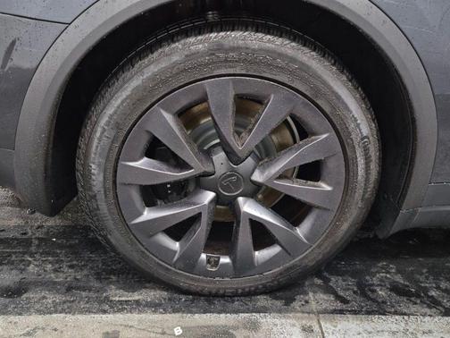 2024 Tesla Model X Long Range